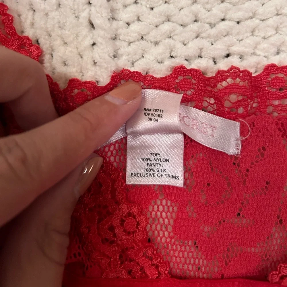Vintage Victoria’s Secret 2004 Red Lace Lingerie Top